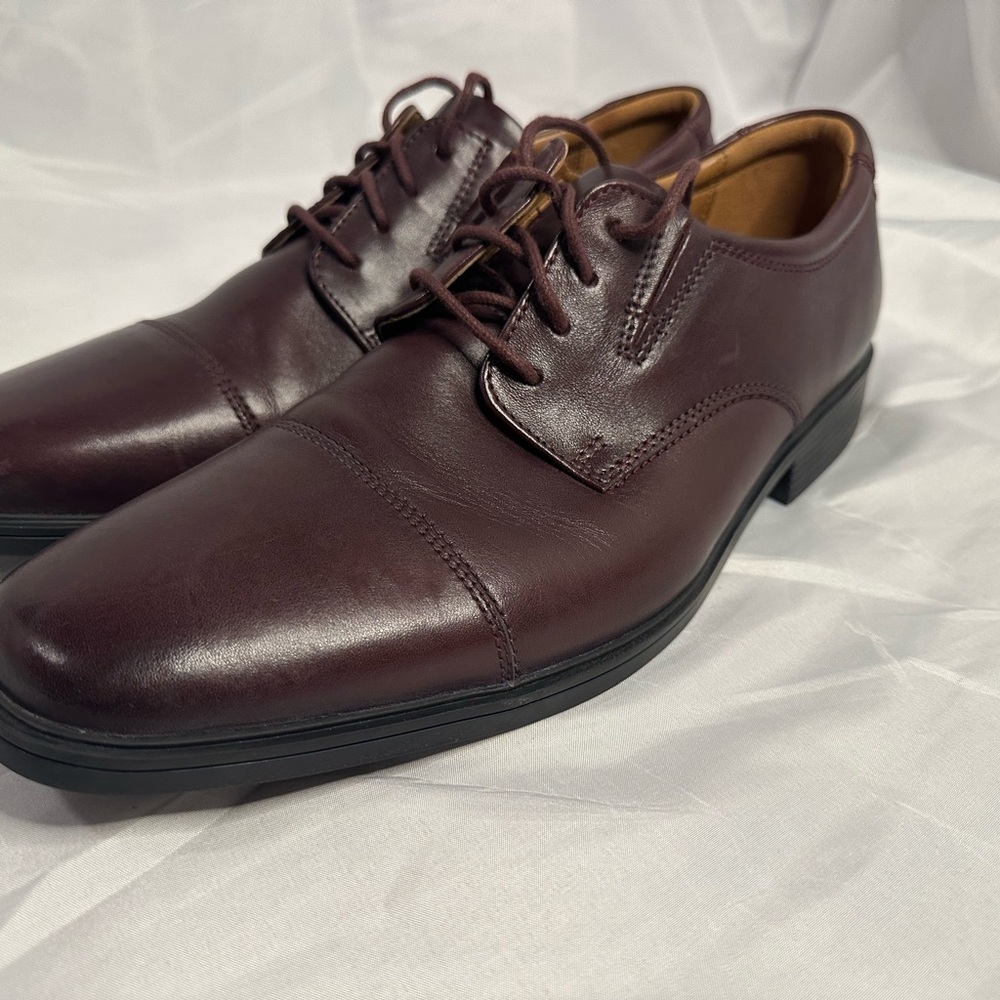 Clark’s Men Dress Shoes- Whiddon Cap Mahogany Leather